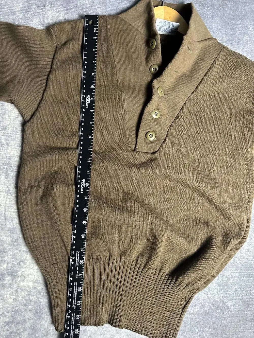 DSCP Garrison Collection Military Style Drab Button Henley Sweater Size Large